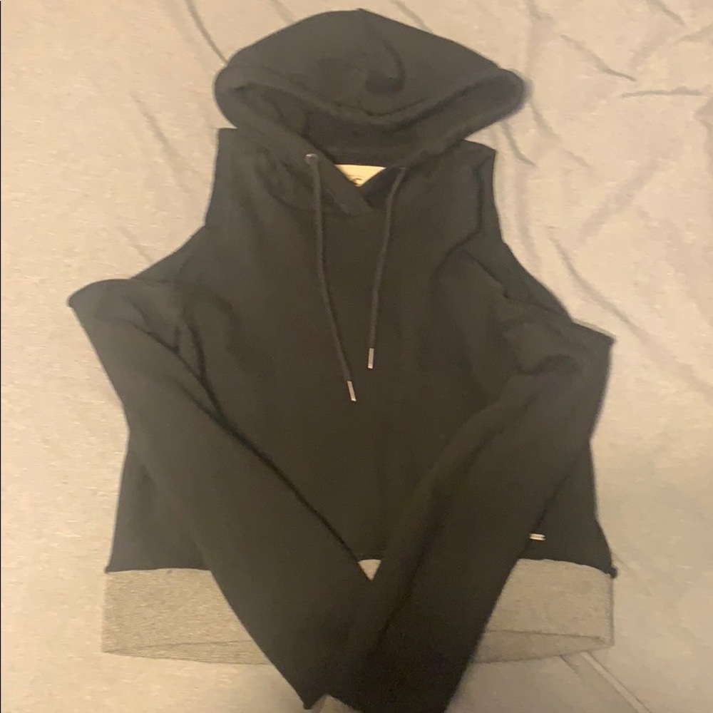 Cut-Out Shoulder Sweatshirt